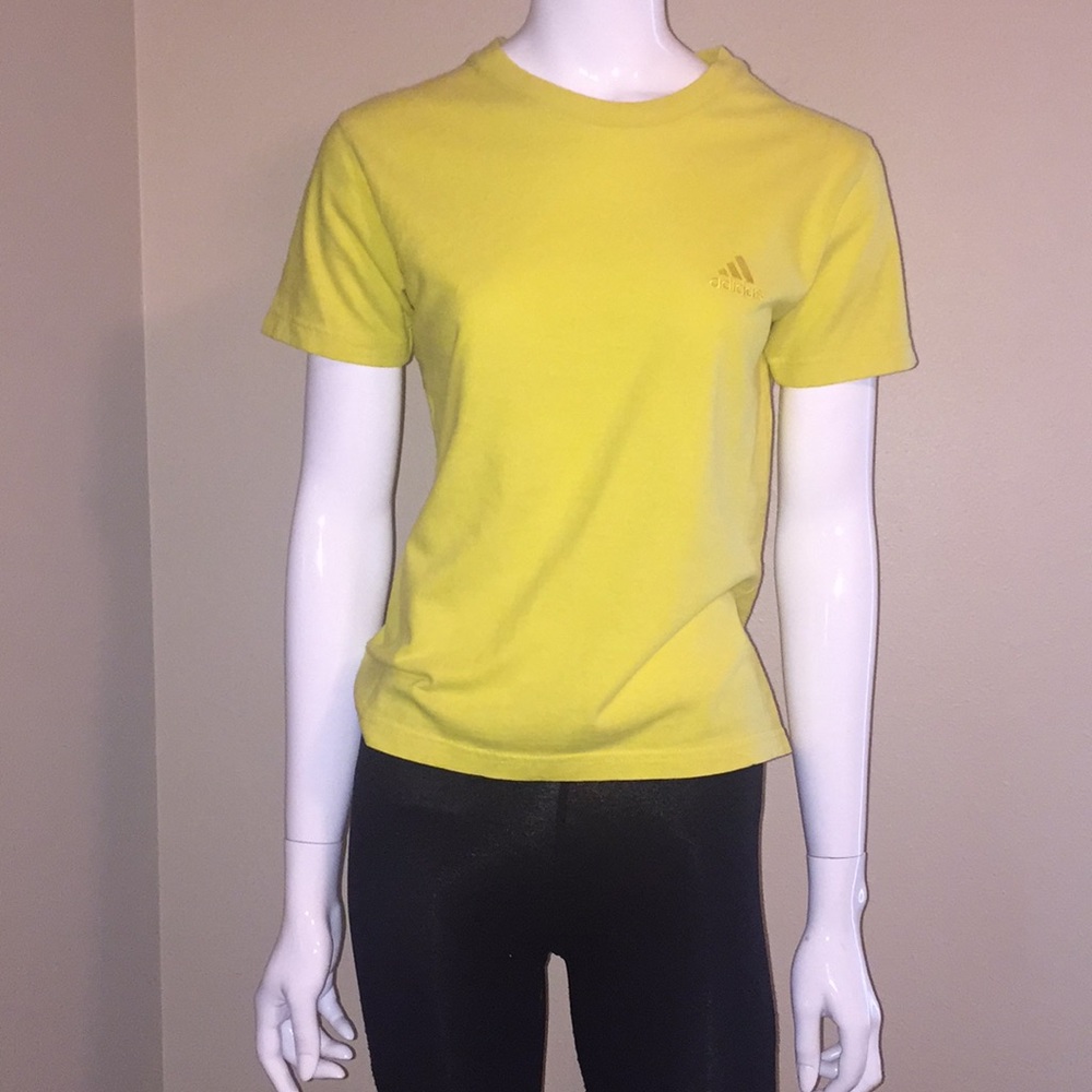 Adidas Women t-shirt size S
